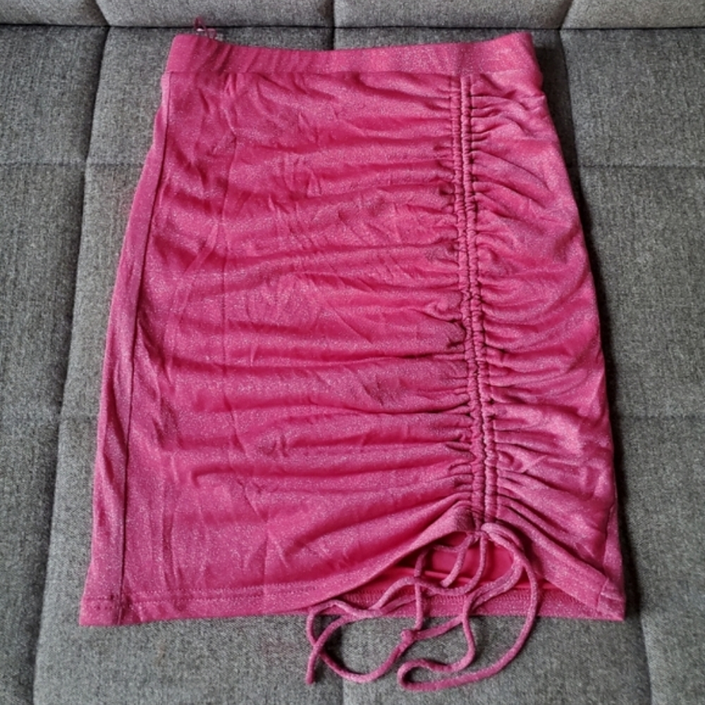 SLA The Label | Pink Shimmer Skirt Size S - Picture 2 of 6